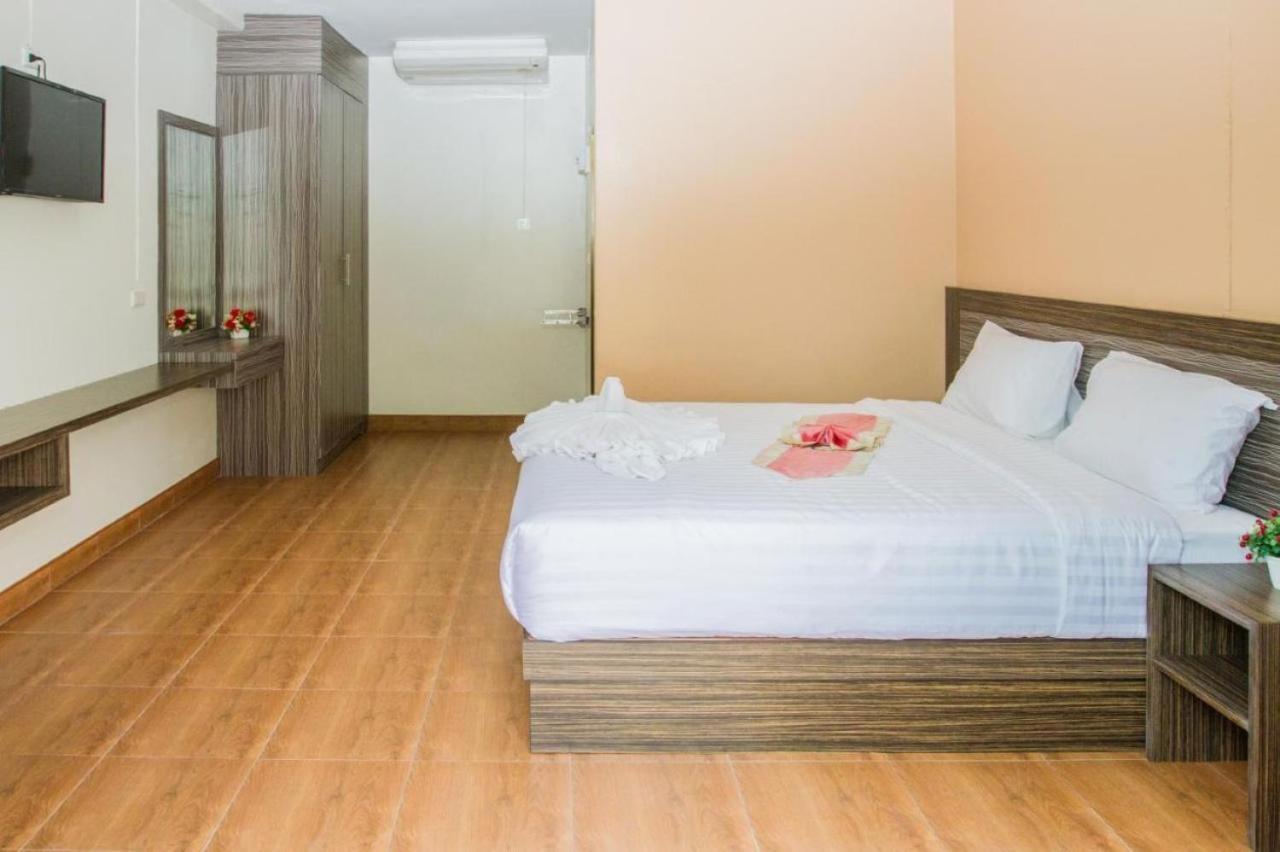 Cozy Residence Nanai Patong Extérieur photo