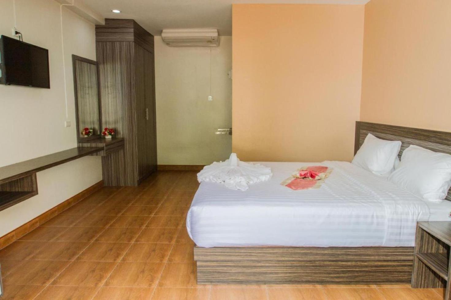 Cozy Residence Nanai Patong Extérieur photo